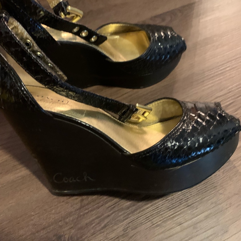 Coach Sandals - Picture 4 of 9